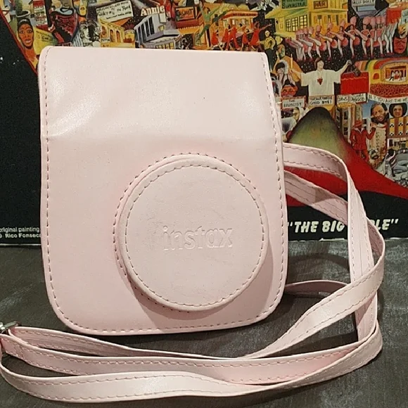 5/$15⛵Instax Light Pink Crossbody Bag - Picture 1 of 4
